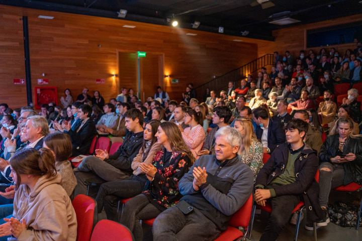 Lanzamiento Libro "Las Damas de Hierro" — fotografía 23
