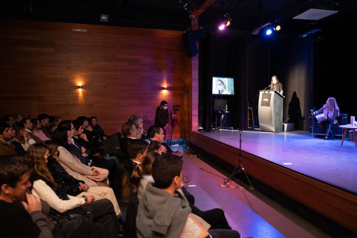 Lanzamiento Libro "Las Damas de Hierro" — fotografía 38