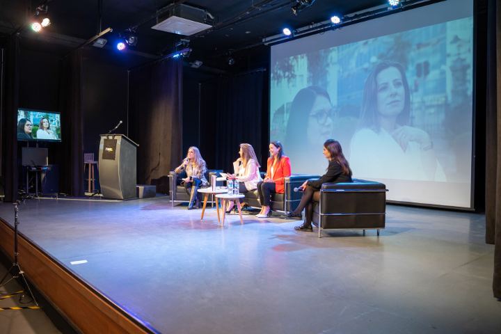 Lanzamiento Libro "Las Damas de Hierro" — fotografía 54