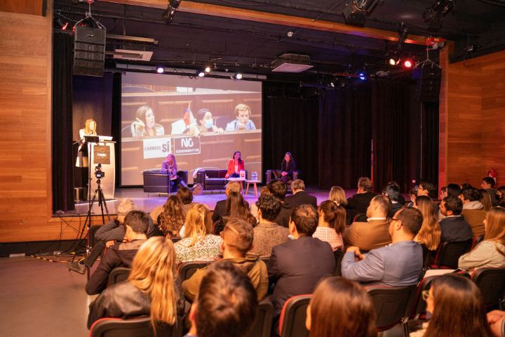 Lanzamiento Libro "Las Damas de Hierro" — fotografía 87