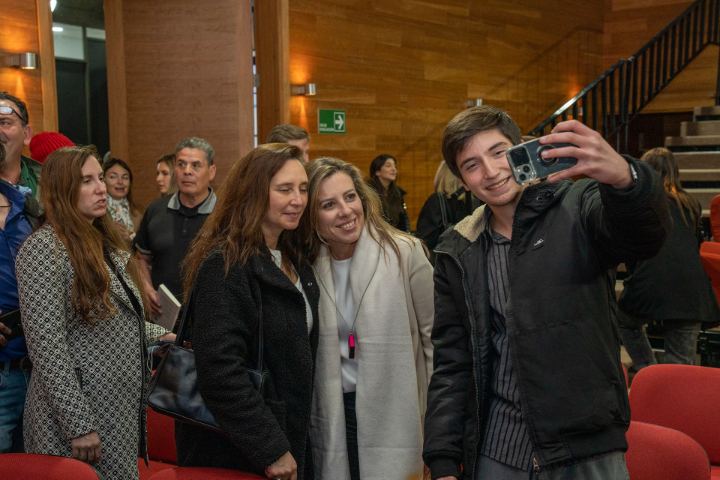 Lanzamiento Libro "Las Damas de Hierro" — fotografía 196