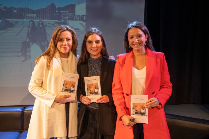 Lanzamiento Libro "Las Damas de Hierro" — fotografía 215